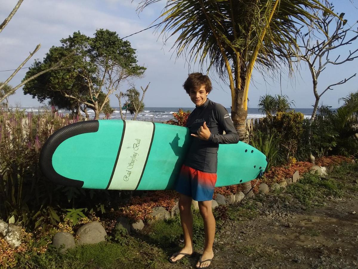 Jungle House - Surf & Stay Pulukan Kültér fotó